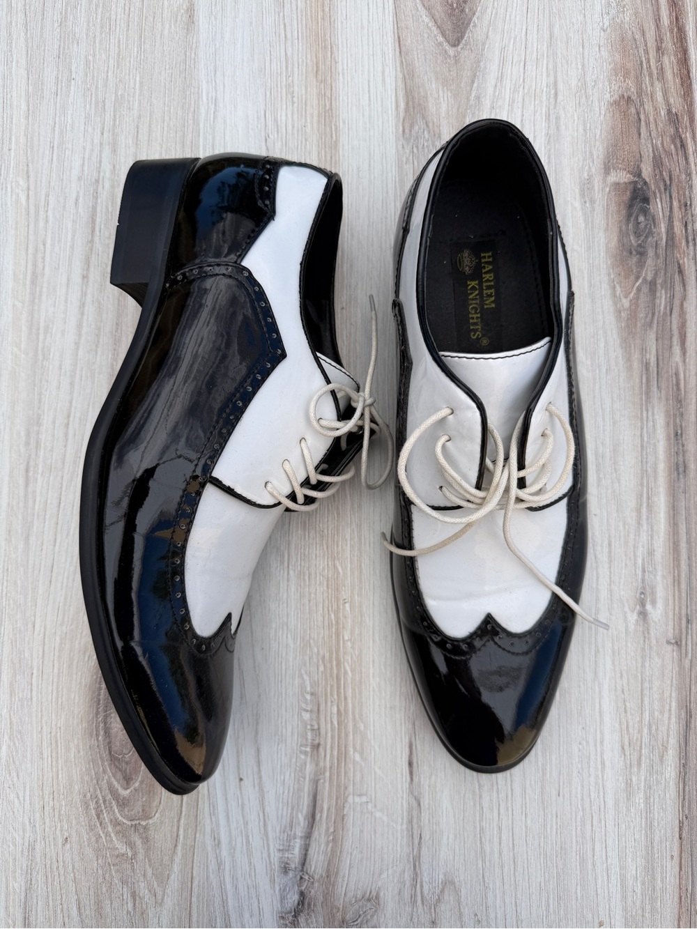 Haren Knights Black & White Two-Tone Wingtip Oxfords